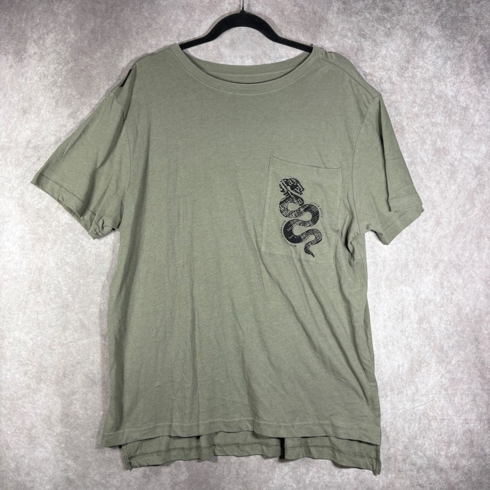 Taylor Swift T-Shirt Mens M Green Reputation Stadium Tour Snake Graphic Pocket